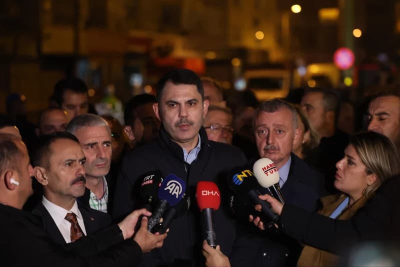 Gebze'de Bina Yıkımı Sonrası İncelemeler Sürüyor!