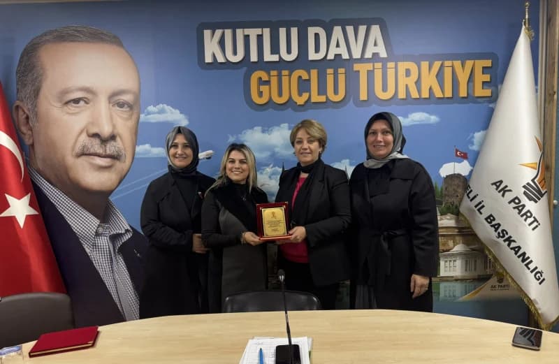 AK Parti Kocaeli Kadın Kolları'ndan Gölcük ve Körfez'e Teşekkür!