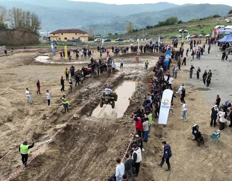 Gölcük'te ATV Yarışları Nefes Kesti!