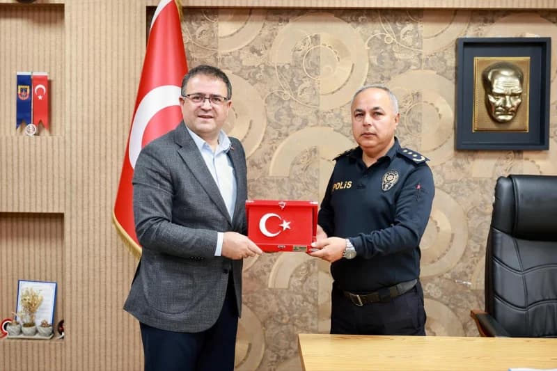 Başkan Gökçe'den Derince'de Hayırlı Olsun Ziyaretleri!