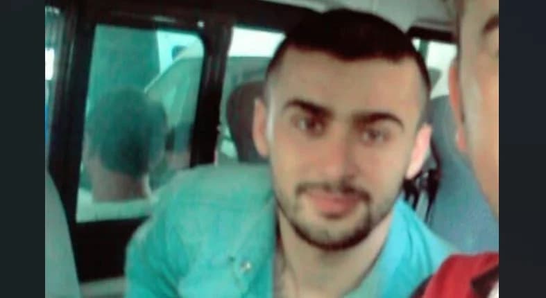 Körfez'de Araç İçinde Bıçaklanan Ercan K. Hayatını Kaybetti!