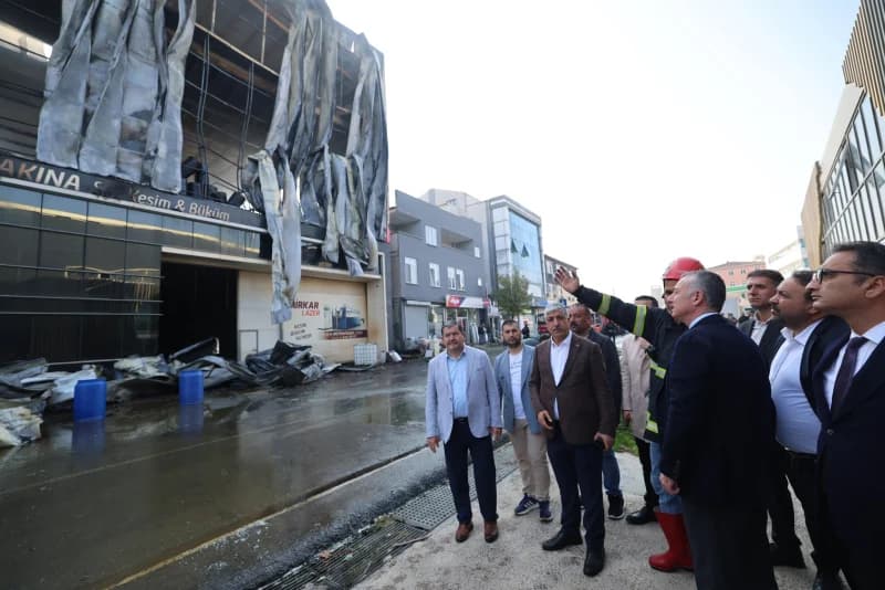 Dilovası'nda Yangın Faciası: Büyükakın'dan Taziye Mesajı!