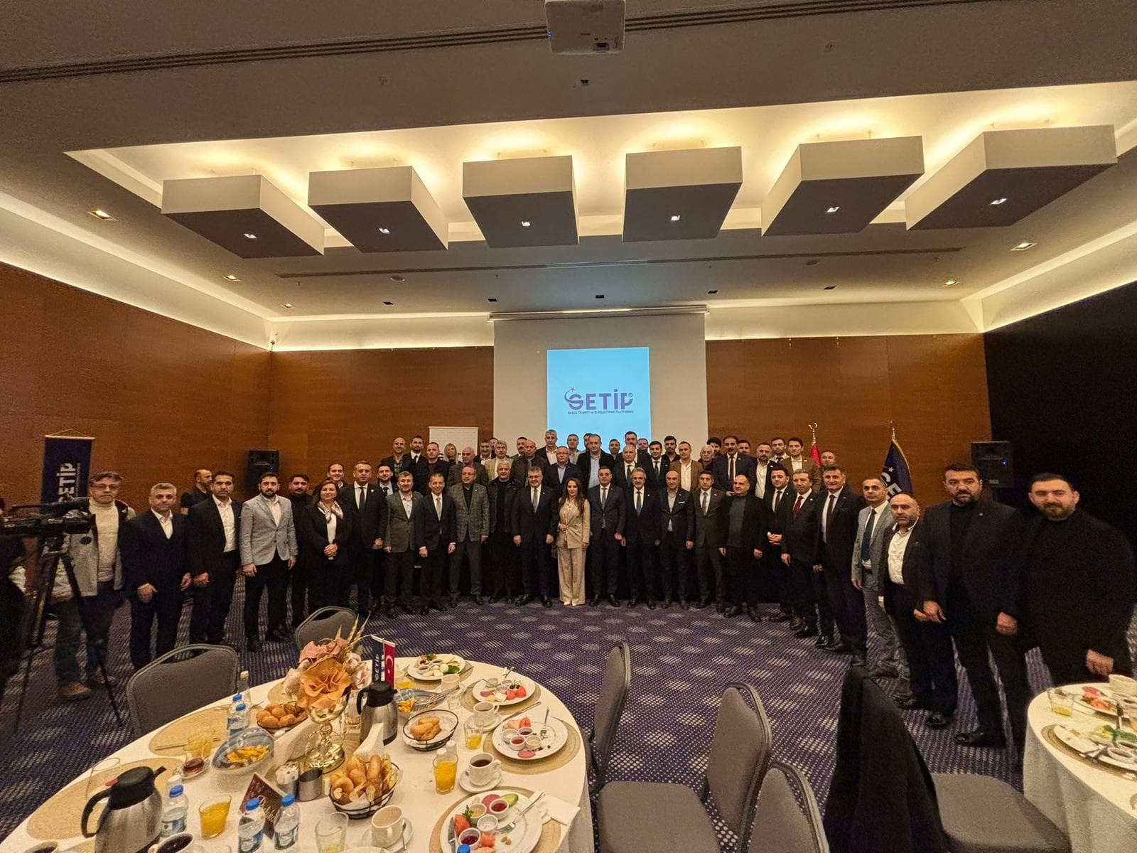 Gebze'de iş dünyası güç birliği için buluştu