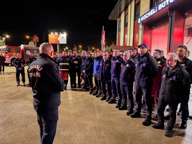 Sındırgı'da Deprem Sonrası Hızlı Müdahale!