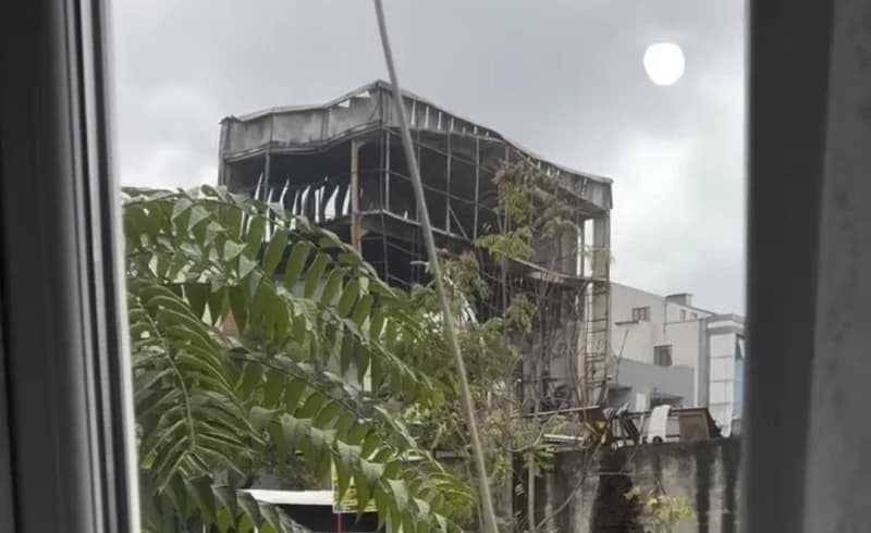 Gebze'de Fabrika Yangını Yanında Oturan Kadının İsyanı!