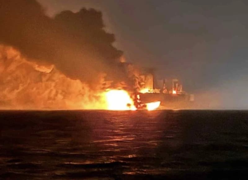 Kandıra Kefken açıklarında tanker yangını!
