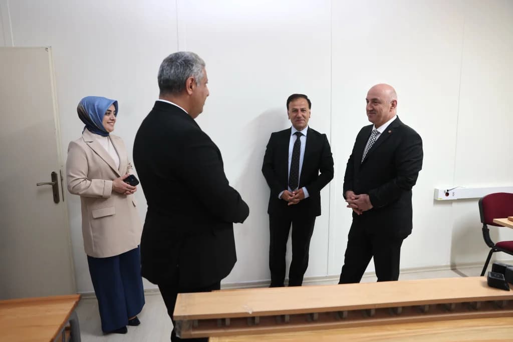 Darıca'da gençlere mesleki eğitim desteği
