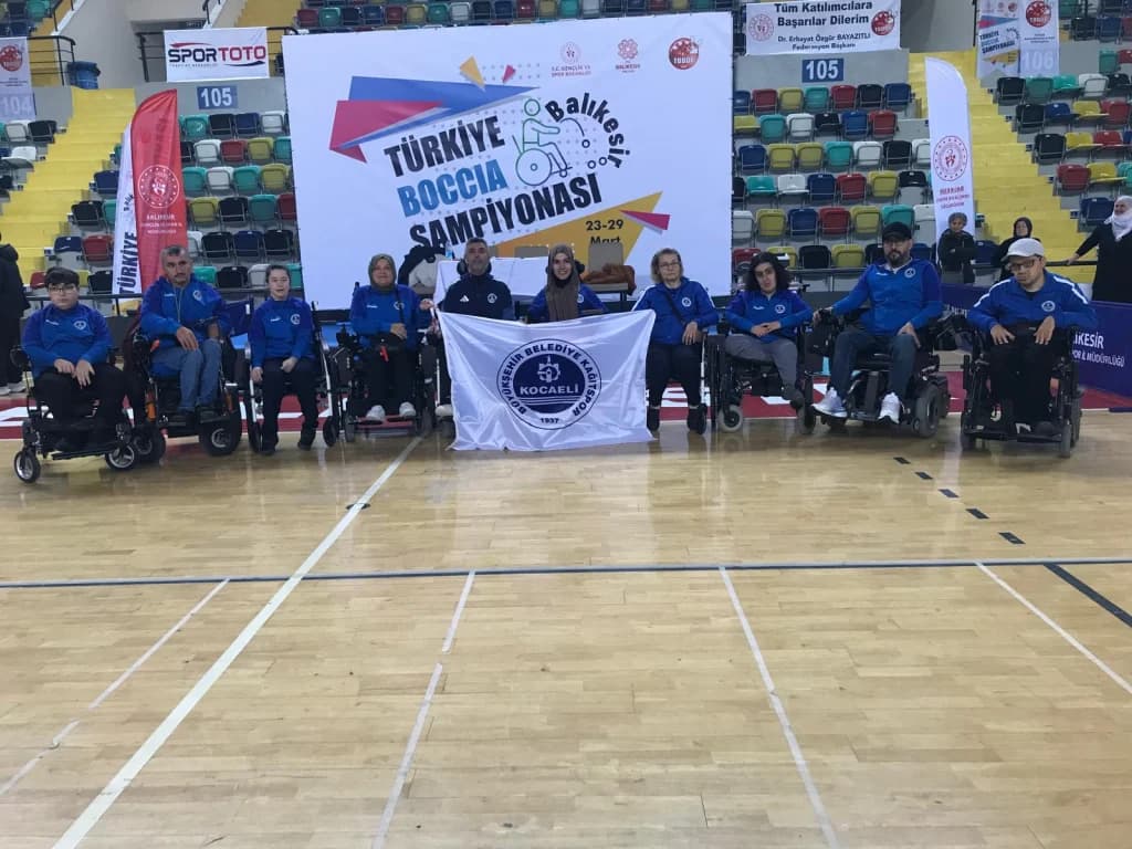 Kağıtspor'dan farklı branşlarda büyük başarı
