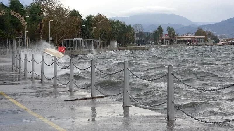 Kocaeli'de Fırtına Uyarısı!