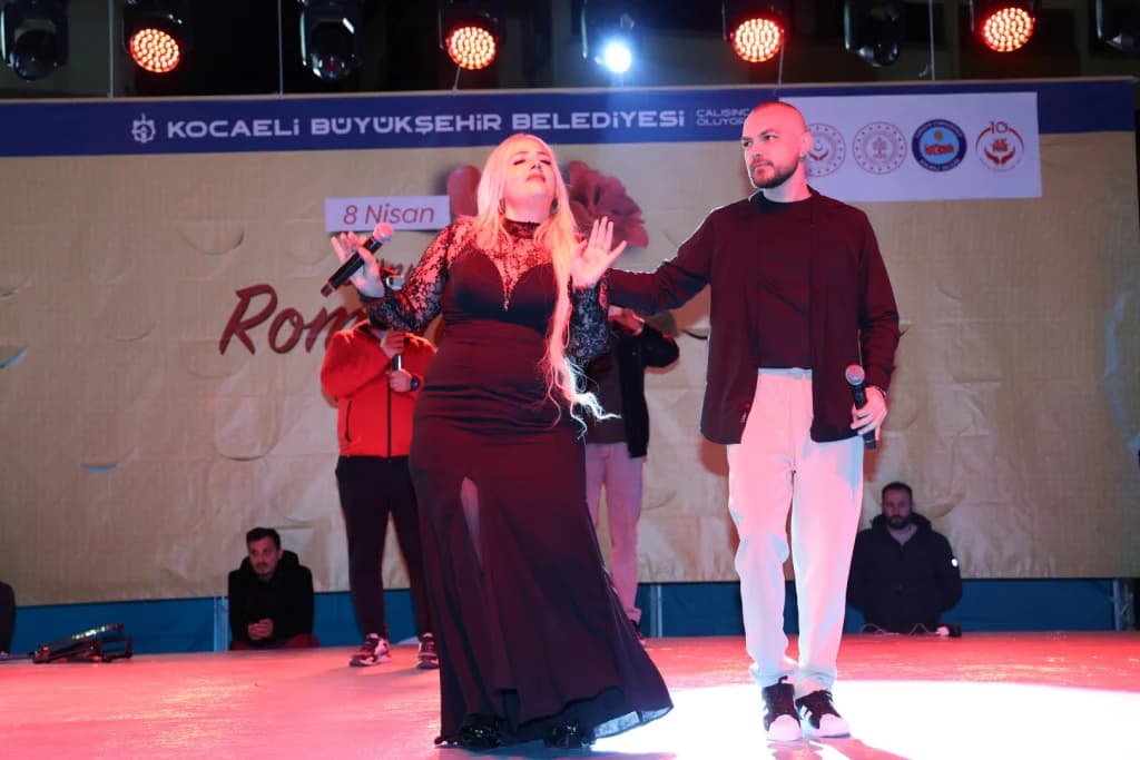 Kocaeli'de Romanlar Günü kutlaması coşturdu