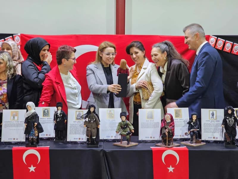 Gölcük'te Kahraman Türk Kadınları Sergisi!