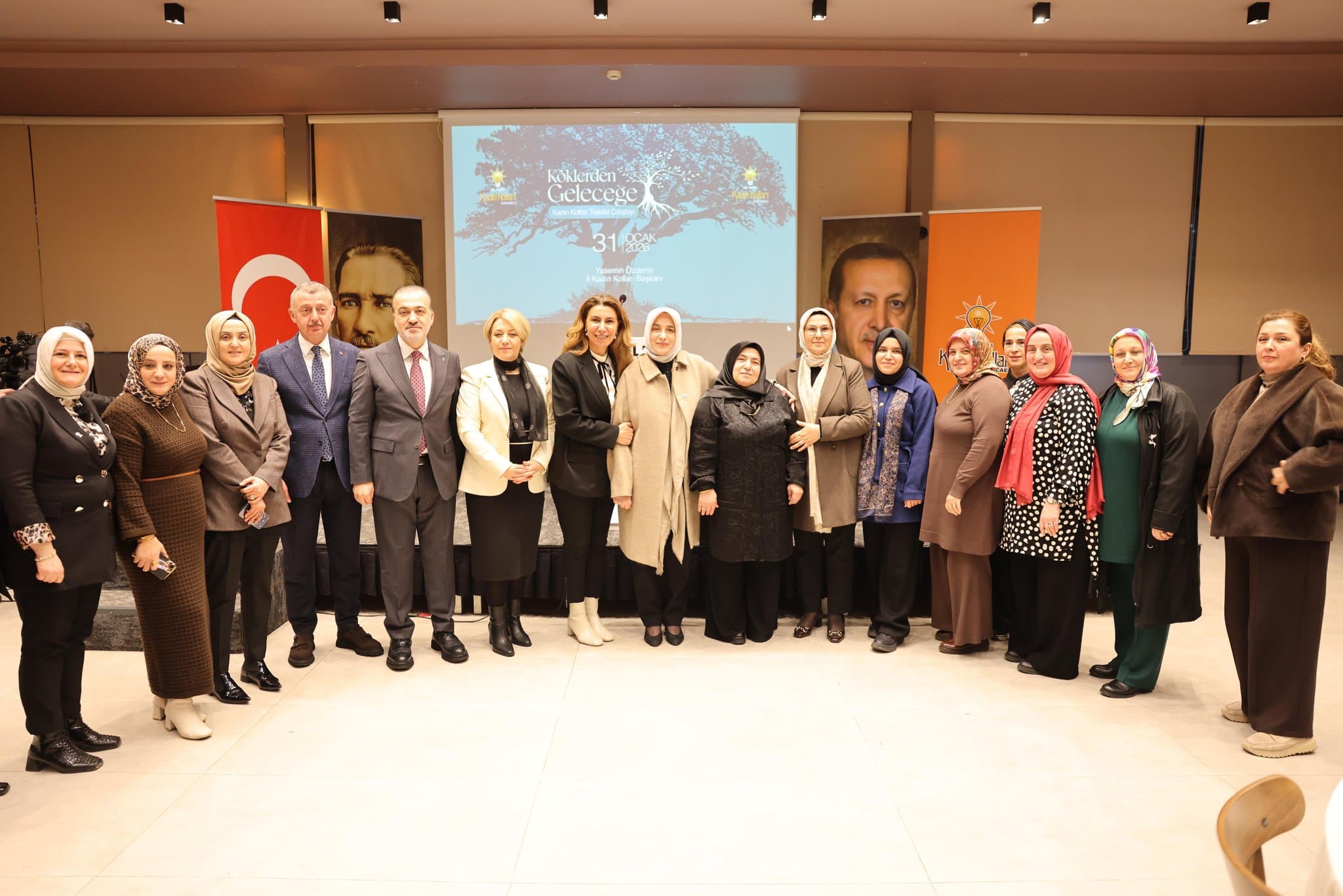 Kocaeli'de AK Parti Kadın Kolları Çalıştayı!
