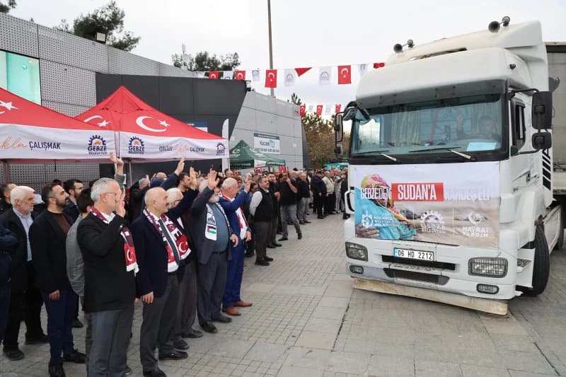 Gebze'den Sudan'a 10 Tırlık Yardım Konvoyu Uğurlandı!
