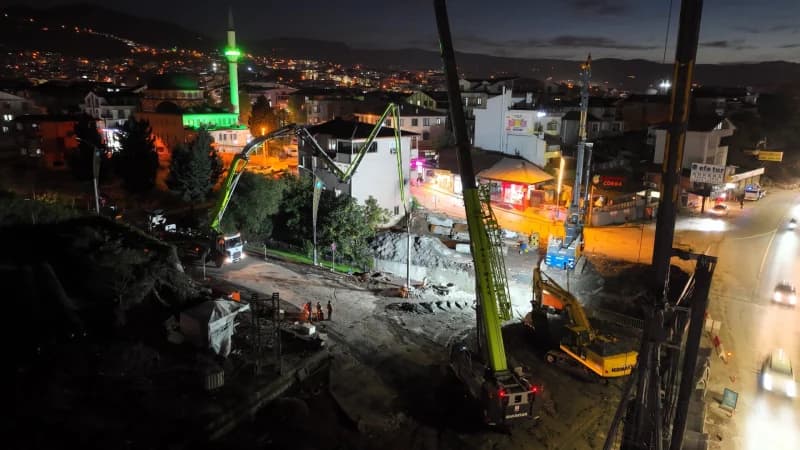 Başiskele Kavşak Projesi'nde Işıklar Hiç Sönmüyor!