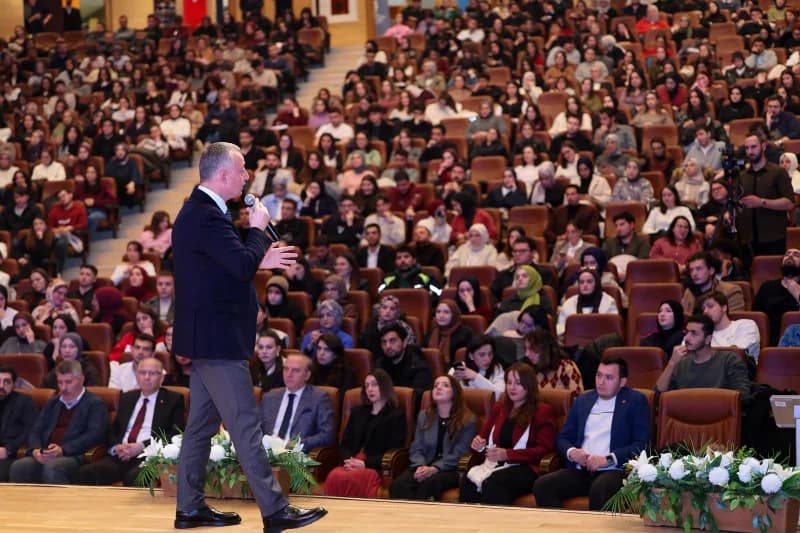 Kocaeli Gençleriyle Güçleniyor!