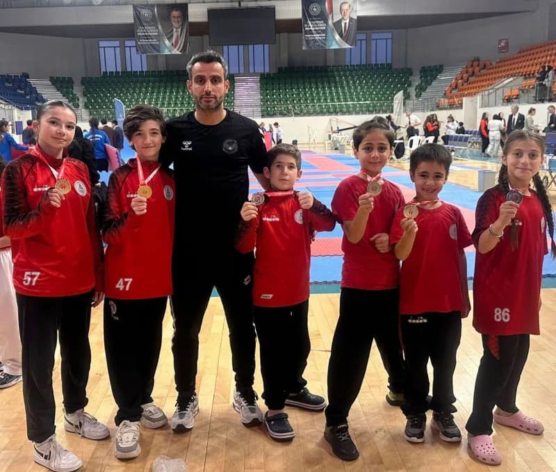 Körfezli Karateciler Darıca'da Zafer Kazandı!