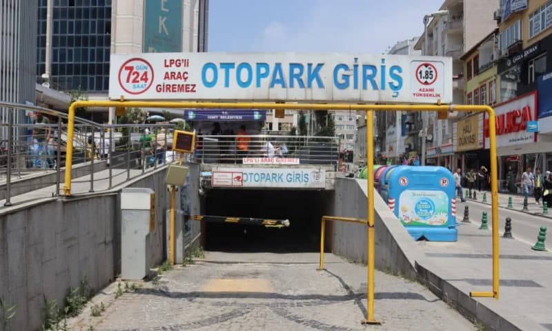 İzmit'te Belsa Otoparkı ihalesi bugün sona eriyor!