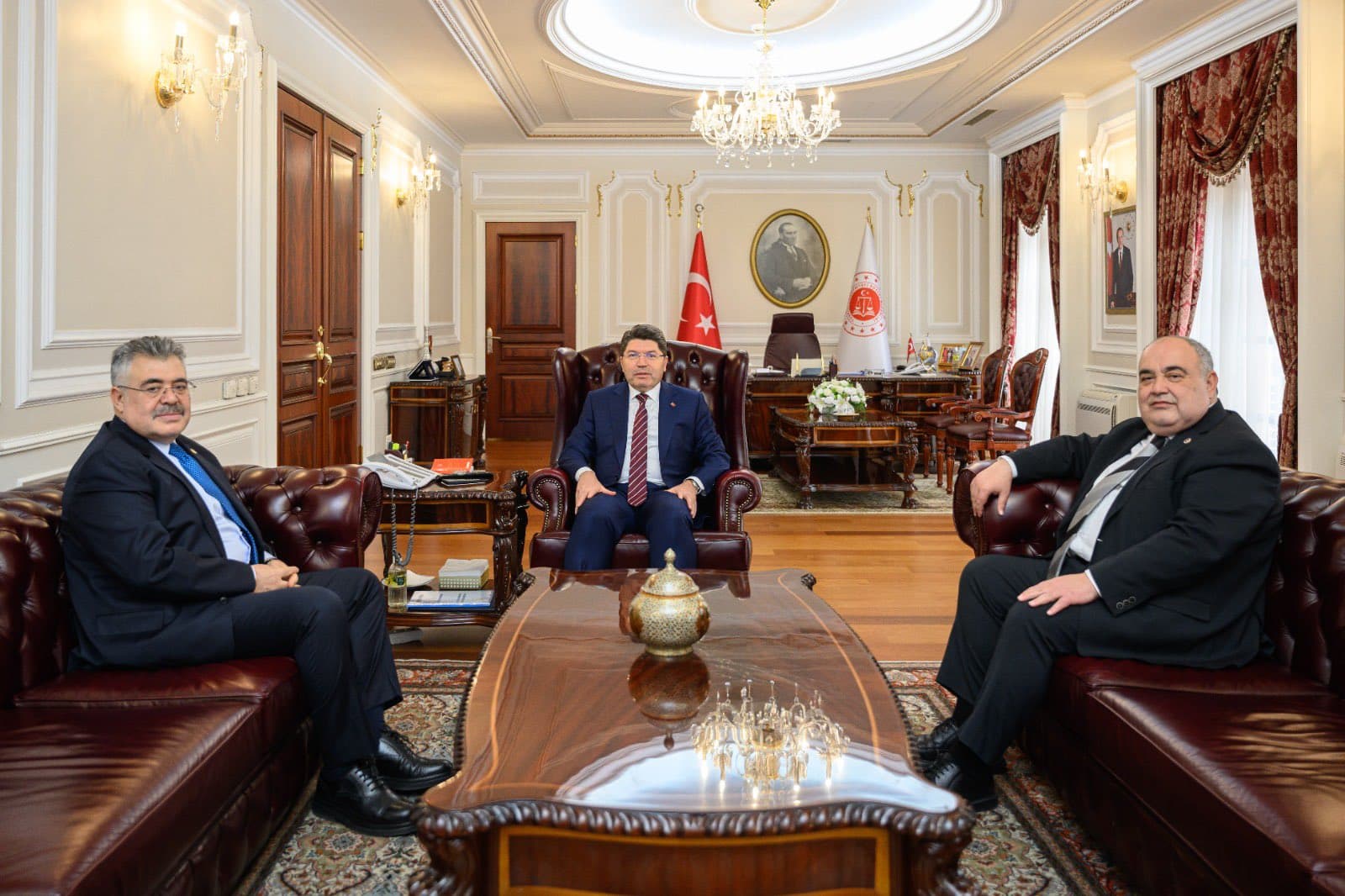 Veysel Tipioğlu'ndan Bakan Tunç'a Ziyaret!