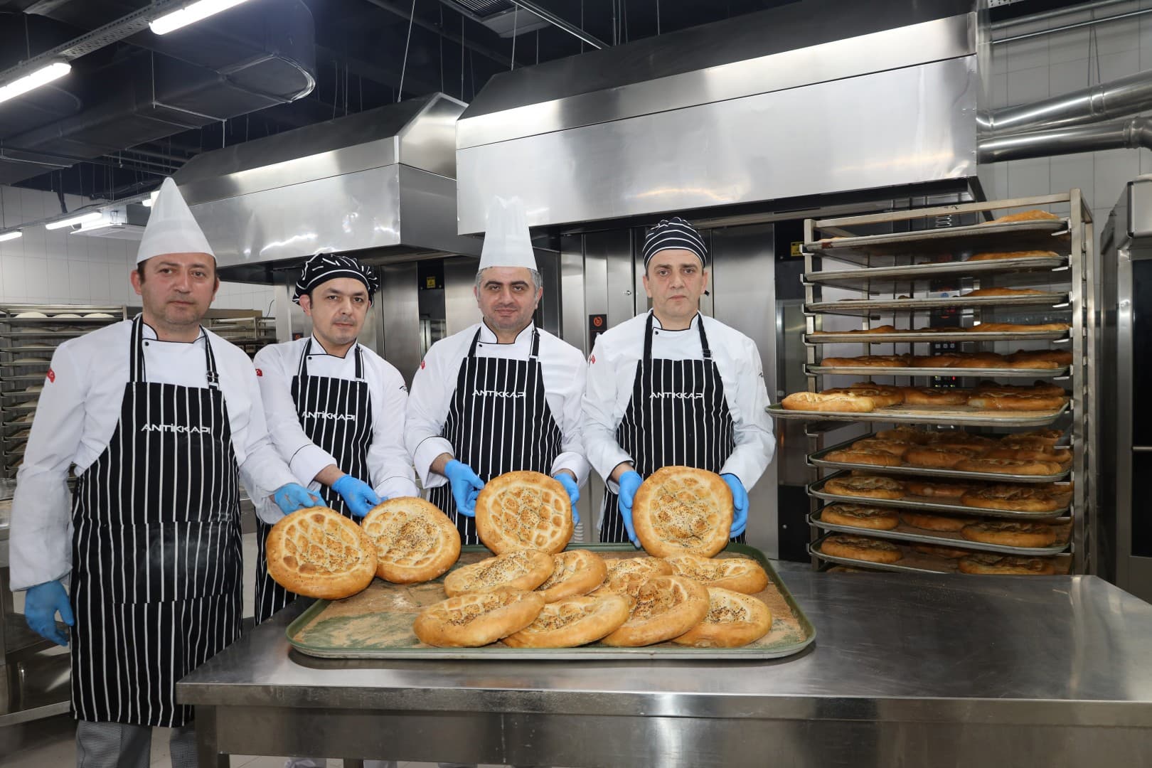 Kocaeli'de Ramazan Pidesi 20 TL!