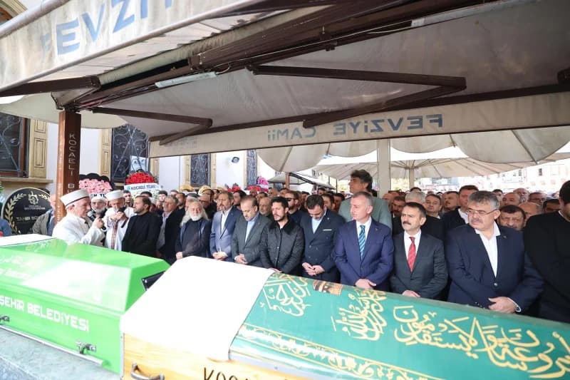 İzmit'te Haluk Ercan Son Yolculuğuna Uğurlandı!