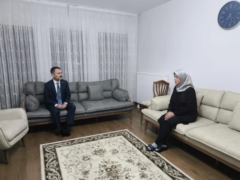 Kocaeli Valisi Aktaş'tan İzmit'te Şehit Ailesine Ziyaret!
