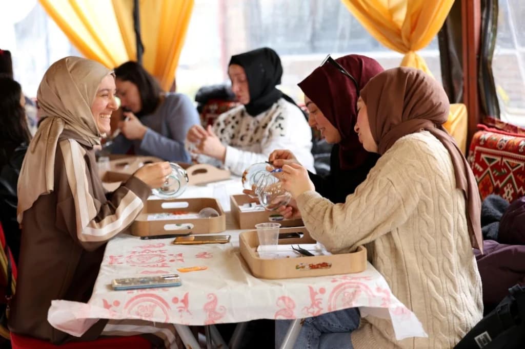 Kartepe'de Otağ Çadırı sanatın merkezi oldu