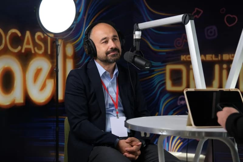 Kocaeli Bilişim Fuarı'nda Podcast Rüzgarı!