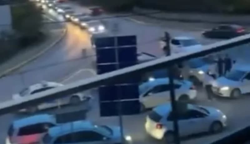 Kartepe'de Kavşak Çilesi Bitmiyor!