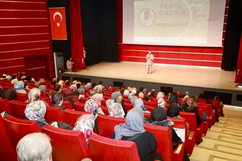 Gebze'de Pratik Diksiyon Söyleşisi Yoğun İlgi Gördü!