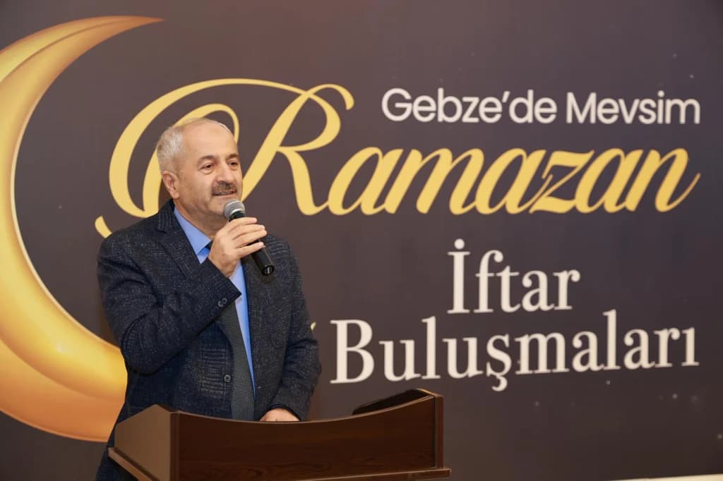 Gebze Belediyesi'nden özel eğitim öğretmenlerine iftar