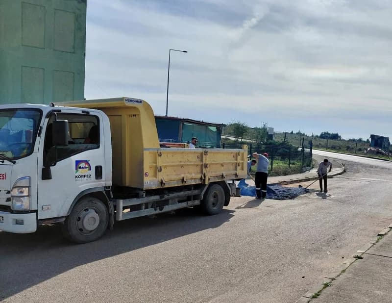 Körfez'de Yol Bakım Çalışmaları Sürüyor!