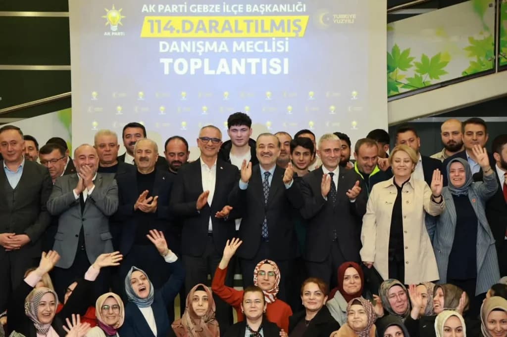 AK Parti Kocaeli İl Başkanı Talus Gebze'de Teşkilatla Buluştu