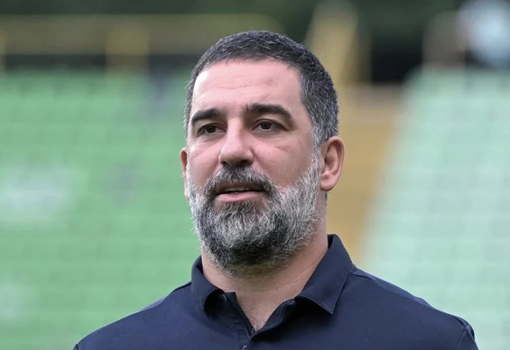 Arda Turan'dan Ukrayna Halkına Duygusal Destek