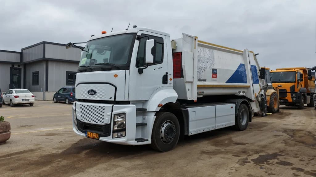 Başiskele'de elektrikli çöp kamyonu dönemi başlıyor