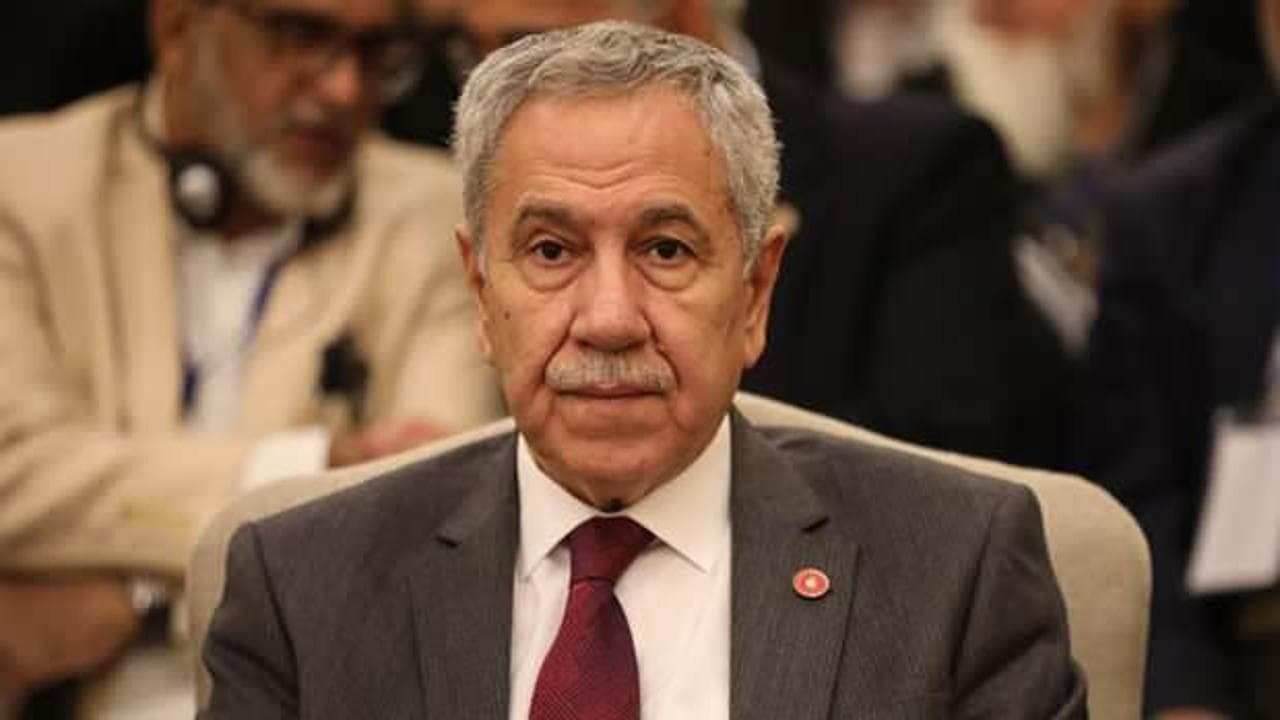 Bülent Arınç'tan AK Parti'ye Geçen Vekillere Eleştiri!