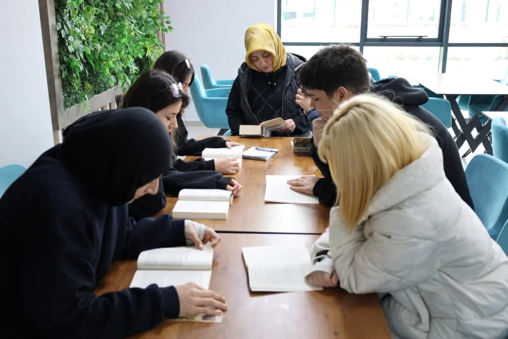 Büyükşehir'in "Beyaz Kalpleri" gençlere umut oluyor