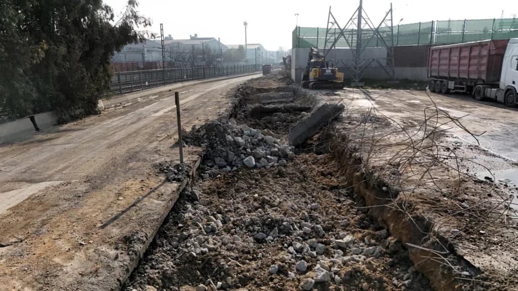 Darıca Dutluk Sokak'ta Büyükşehir Belediyesi'nden Yenileme Çalışması