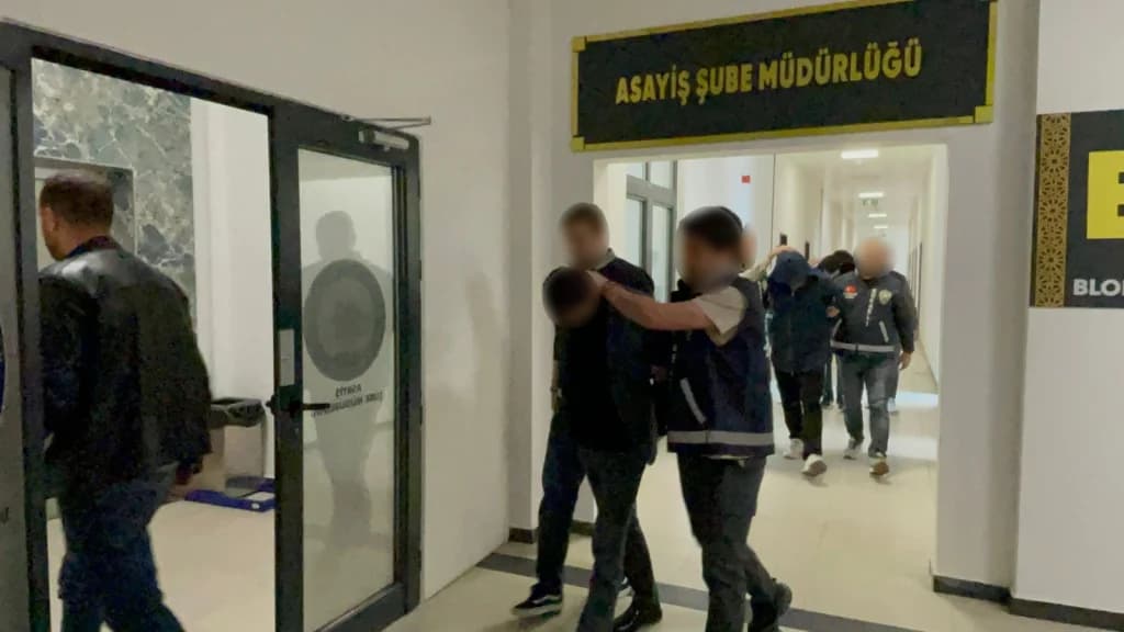 Darıca'da hırsızlık şüphelileri tutuklandı!