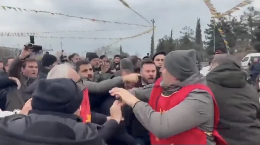 Darıca'da Nevruz kutlamasında arbede: Gözaltılar var