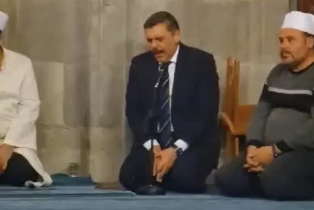İçişleri Bakanı Çiftçi'den Konya'da Kur'an Tilaveti