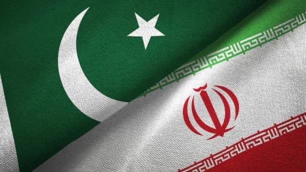 İran'dan Pakistan'a Dostluk Eli: 20 Gemiye Hürmüz'den Geçiş İzni