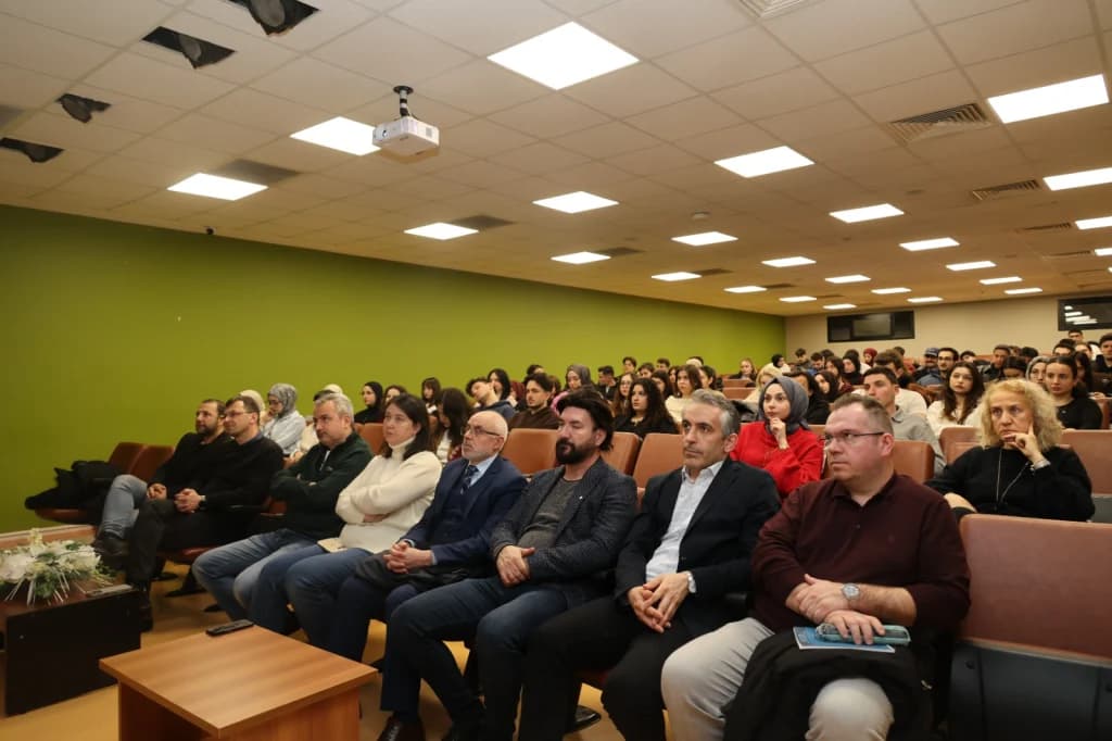 İSU'dan KOÜ'de Atık Su ve Geri Kazanım Semineri