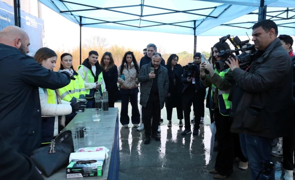 İzmit Körfezi'ndeki Temizlik Dünya Basınında