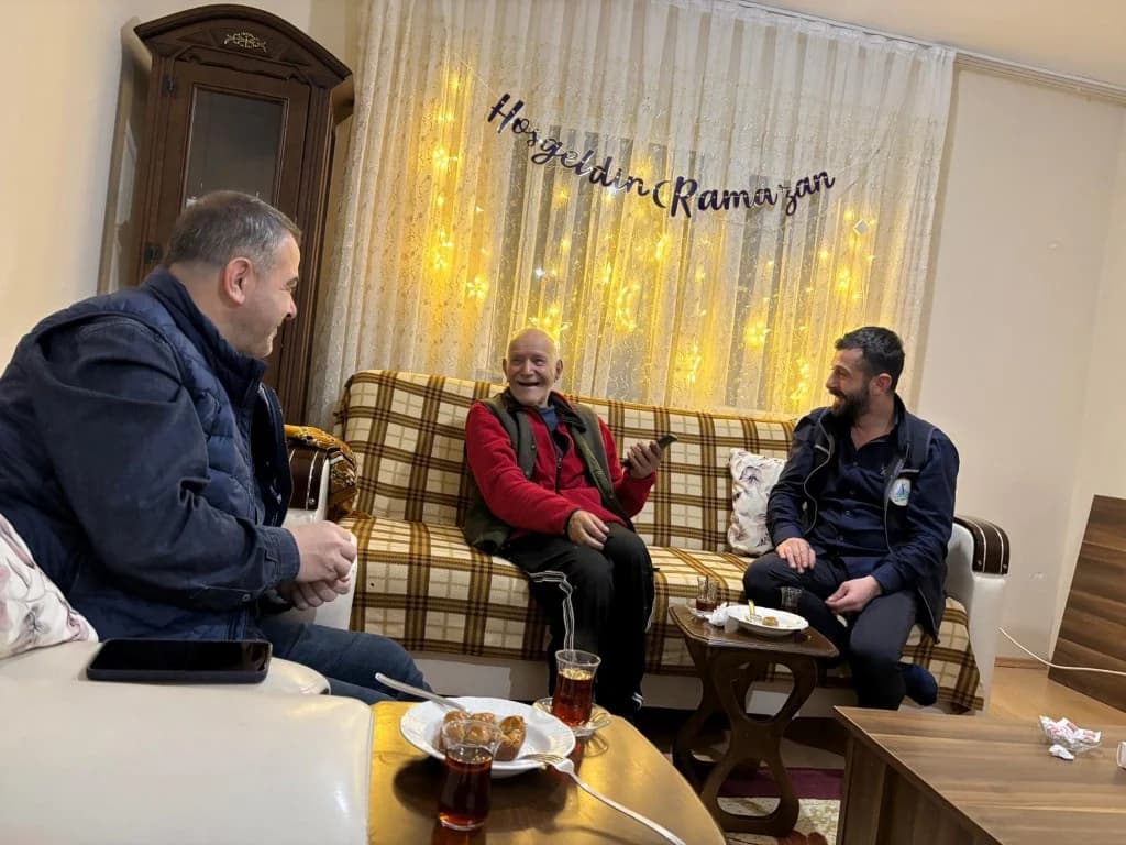 Kartepe'de Alo Evlat'tan Ramazan Sofraları