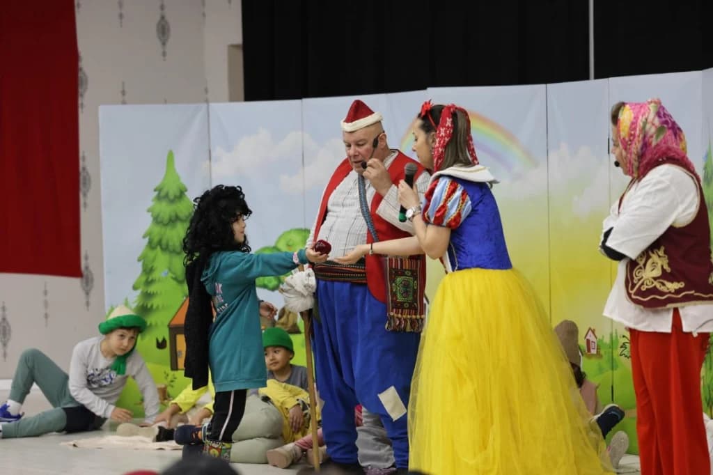 Kartepeli Çocuklar Tiyatro ve Eğlenceyle Buluştu