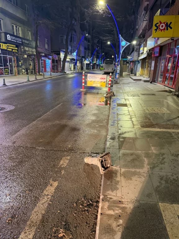 Kocaeli Büyükşehir: Şehir uyurken hizmete devam