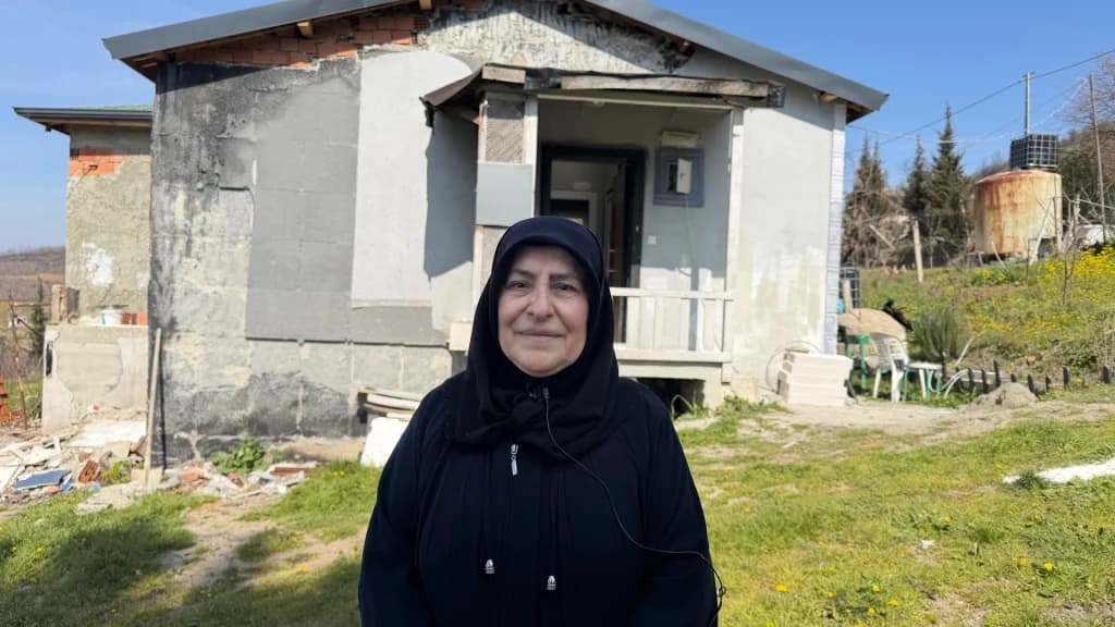 Kocaeli Büyükşehir'den yangınzede Aktekin ailesine destek