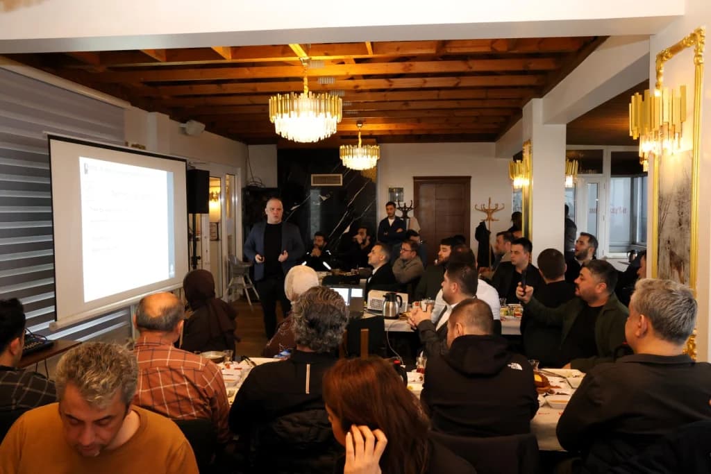 Kocaeli'de kentsel dönüşüm ve imar toplantısı yapıldı