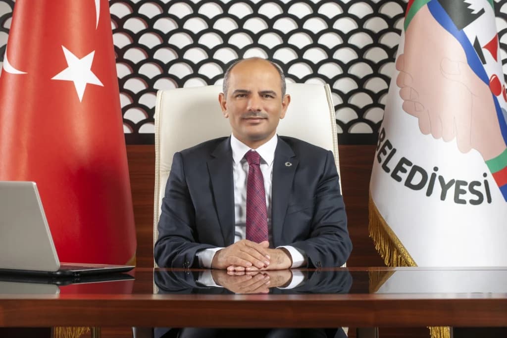 Körfez Belediye Başkanı Söğüt'ten Kadir Gecesi mesajı