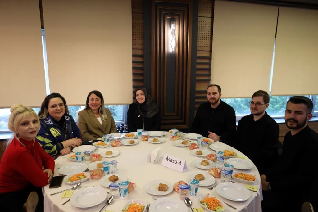 Kütüphane Haftası'na moral yemeğiyle başlangıç